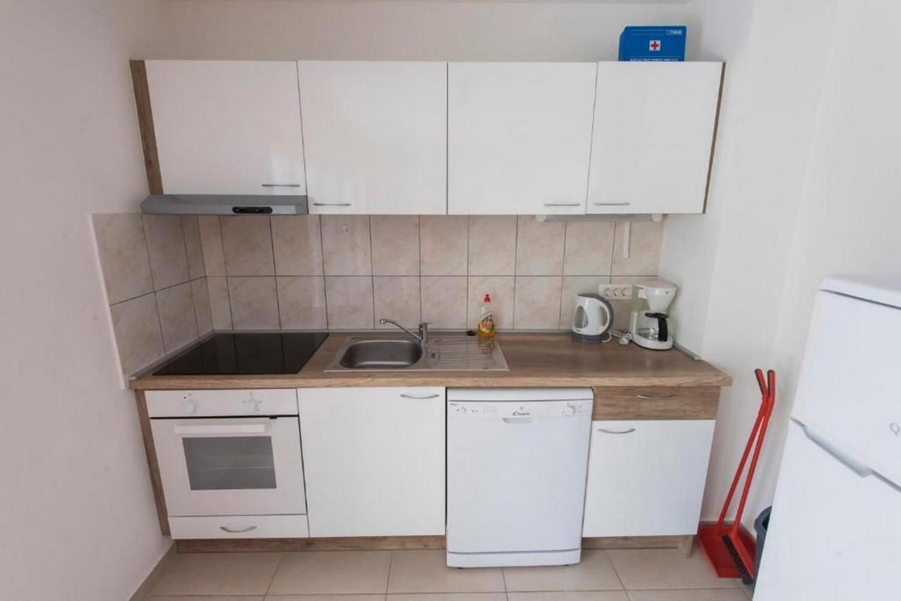 Apartments Villa Ema ザダル エクステリア 写真