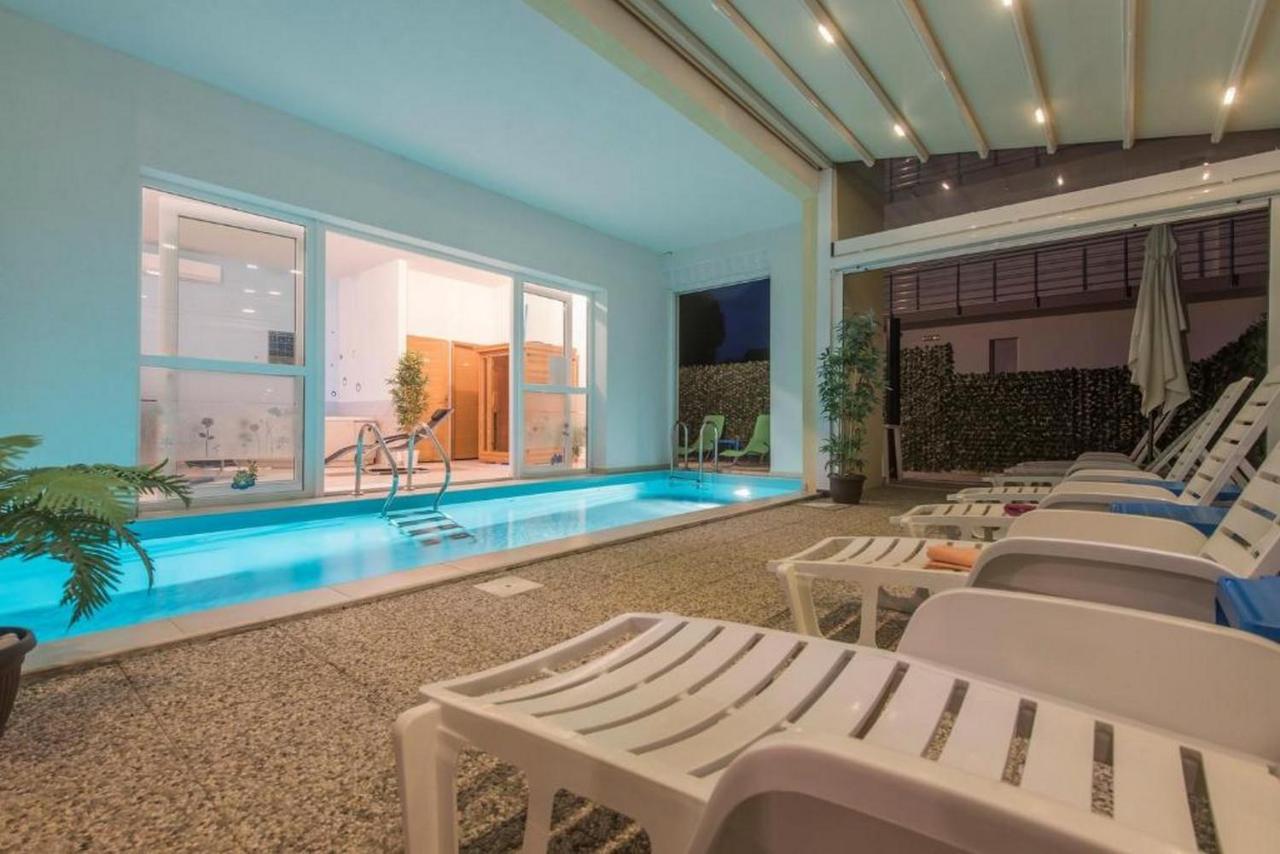 Apartments Villa Ema ザダル エクステリア 写真