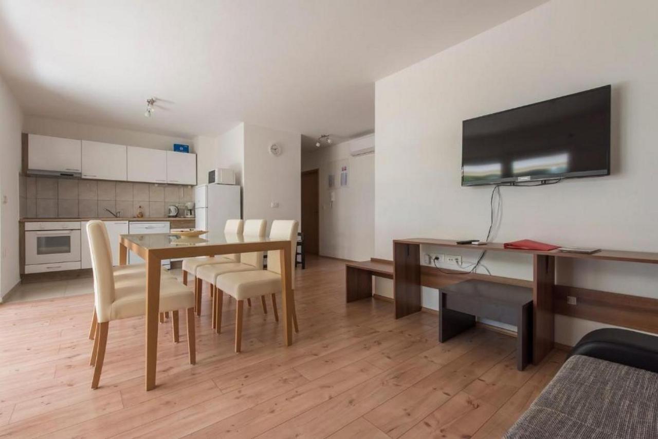 Apartments Villa Ema ザダル エクステリア 写真