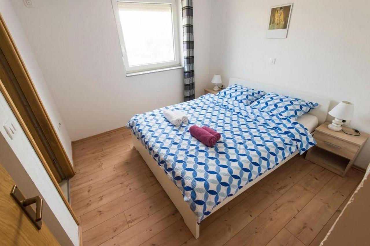 Apartments Villa Ema ザダル エクステリア 写真