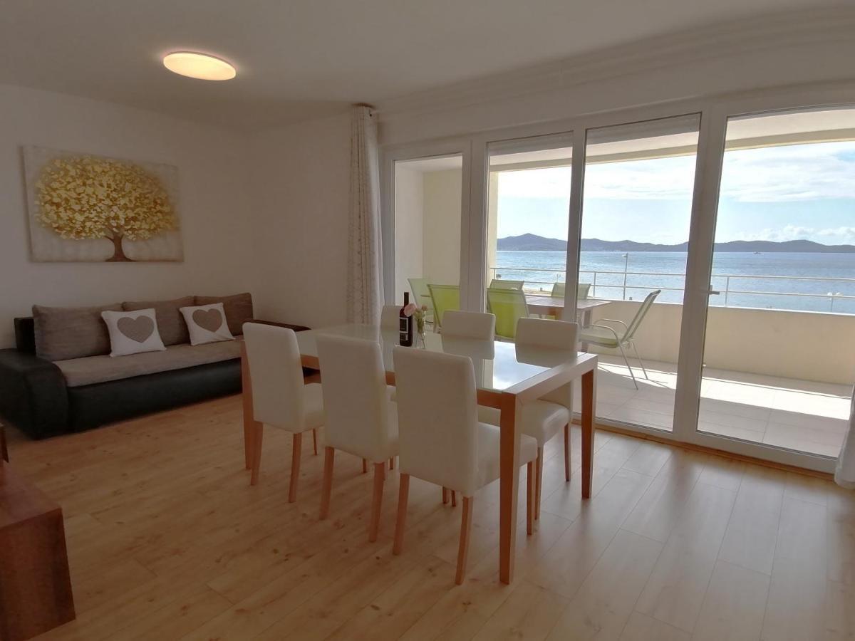 Apartments Villa Ema ザダル エクステリア 写真