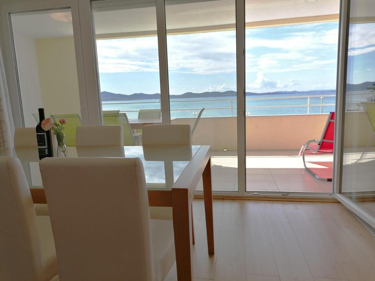 Apartments Villa Ema ザダル エクステリア 写真