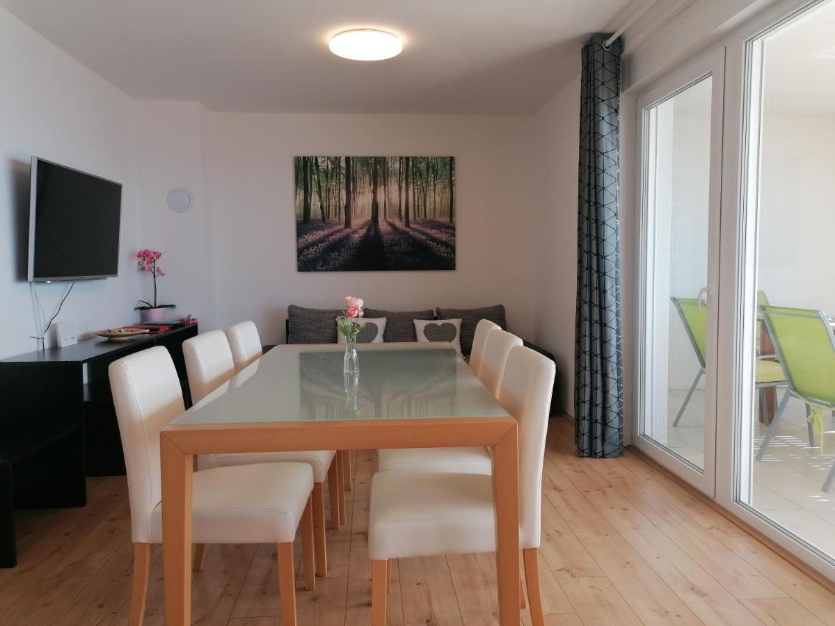 Apartments Villa Ema ザダル エクステリア 写真