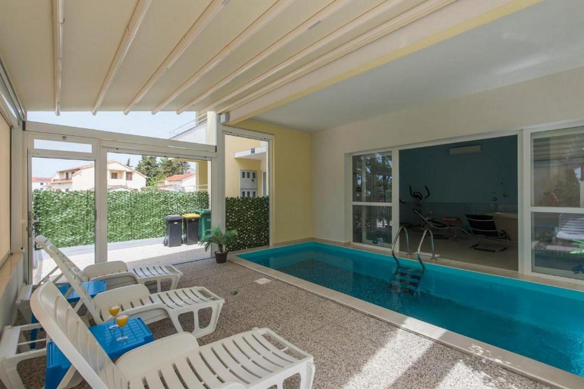 Apartments Villa Ema ザダル 部屋 写真