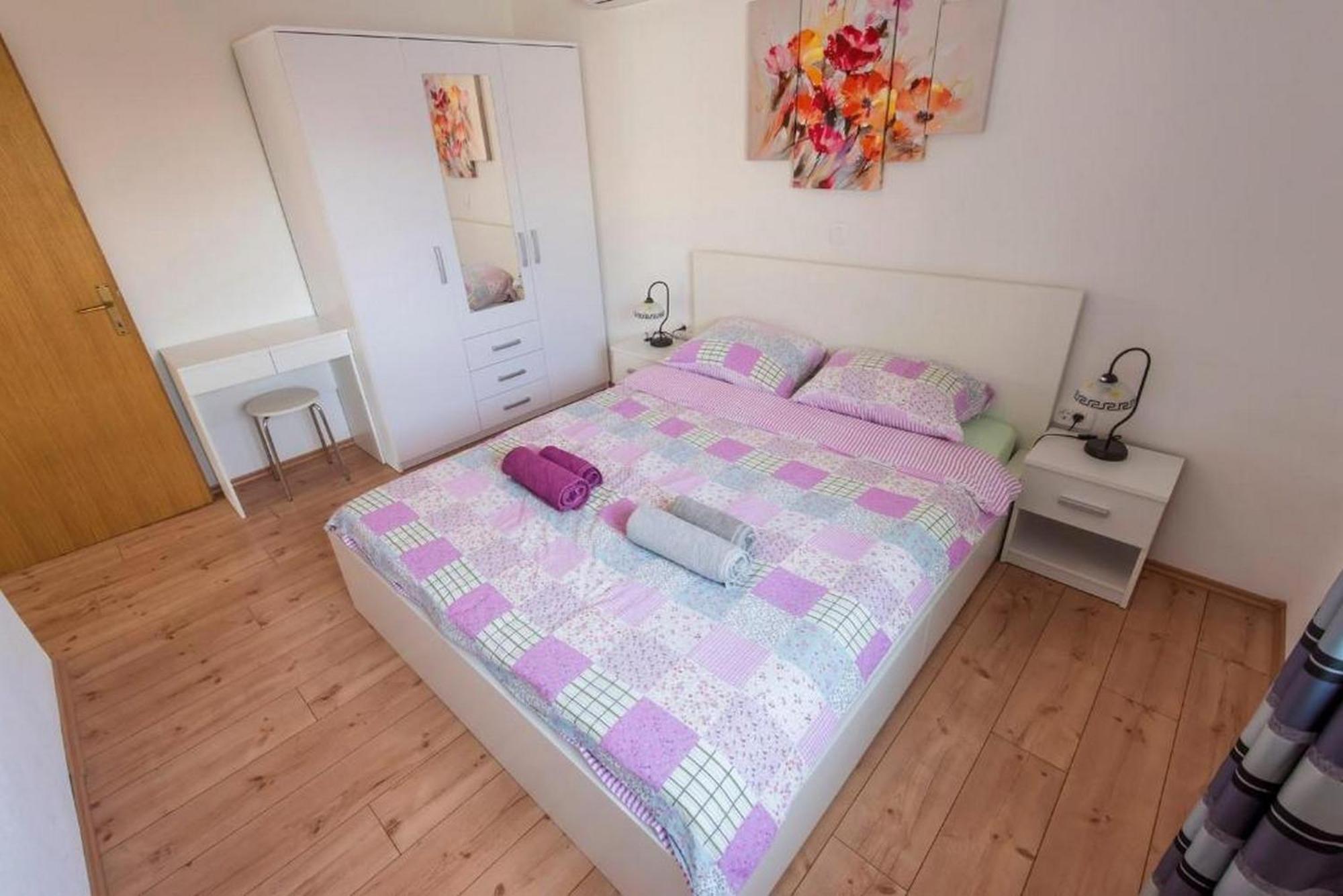 Apartments Villa Ema ザダル 部屋 写真